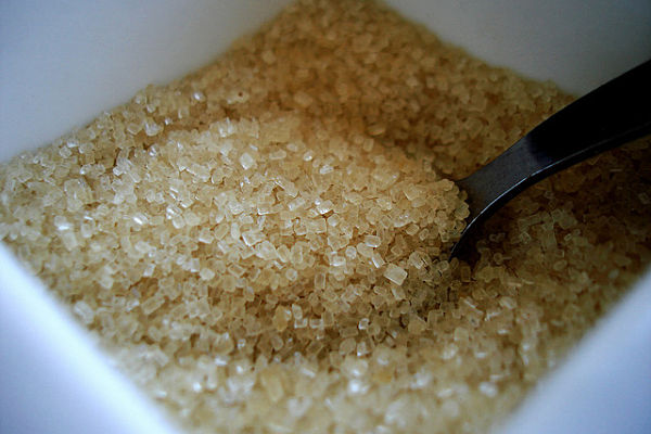 Propiedades, beneficios y valor nutricional de la azúcar morena - DIARIO  ROATÁN